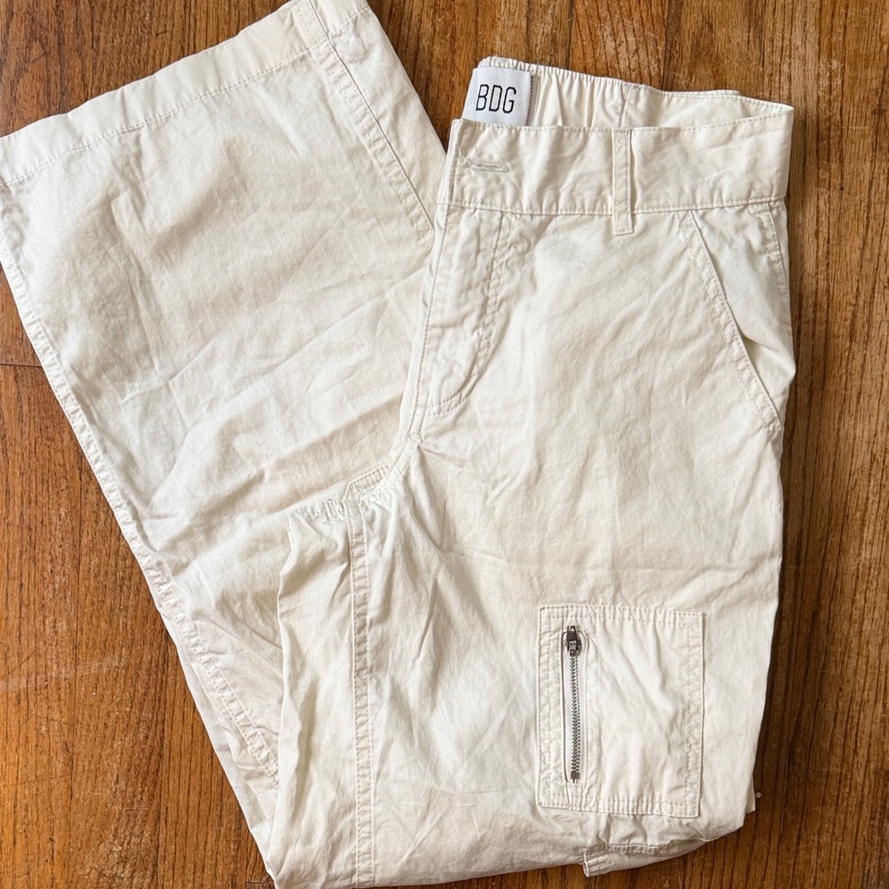 BDG Women’s Size 0 Light Tan Cargo Pants